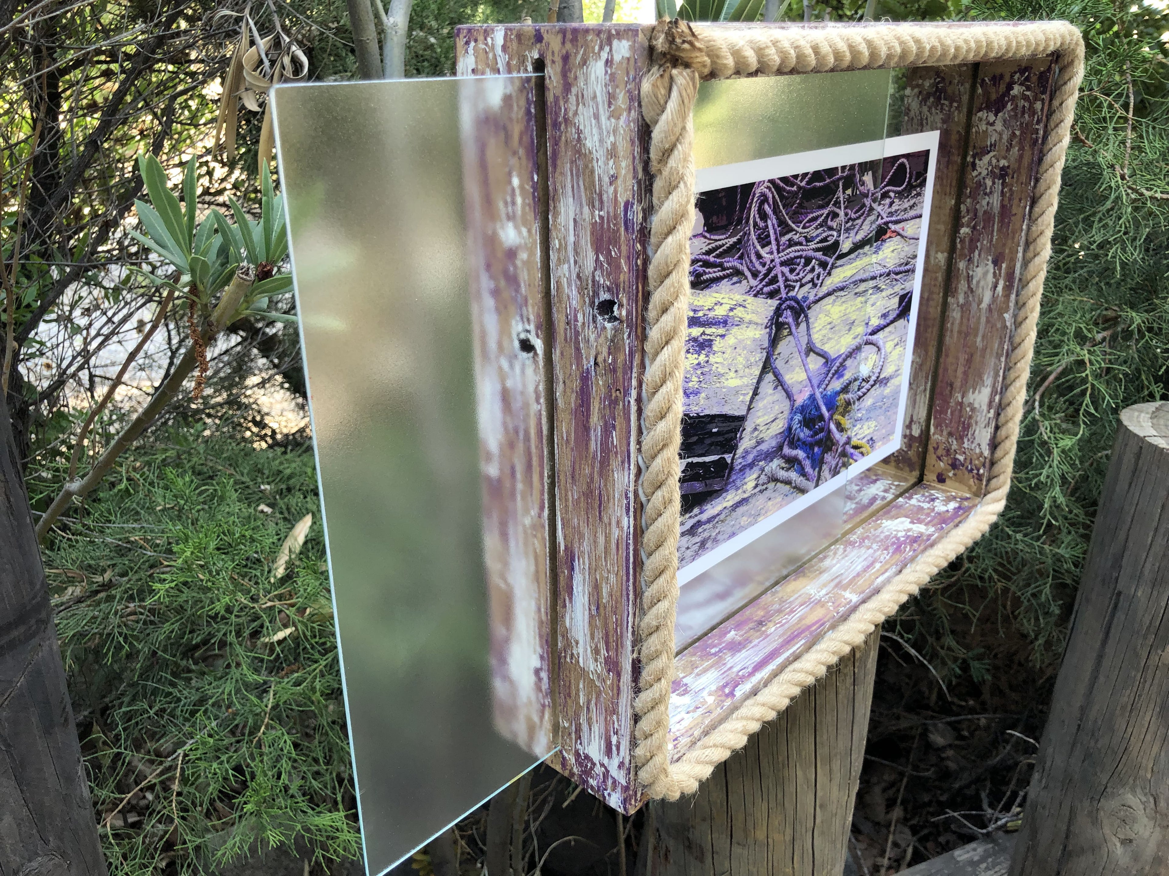 Cuadro Decorativo Marco Violeta y Crudo Vintage